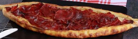 Pastırmalı Pide